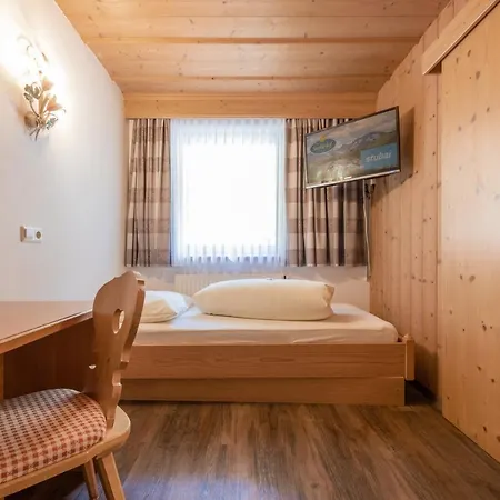 فندق Stacklerhof 4*